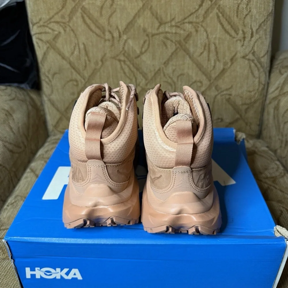 Hoka One‎ One Kaha 2 GTX Mid Women's Size 6.5 Trail Hiking Boots Cork Cappuccino